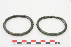 Foto von Bronzehohlblecharmring (NHMW-PRAE-024058)